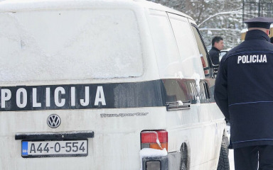 STRAVIČNO UBOJSTVO U SARAJEVU Ubio majku i brata, njoj odrubio glavu