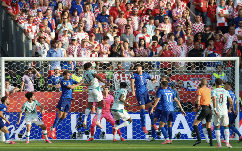 Povratak Vatrenih: Hrvatski reprezentativci trebali bi sletjeti u Zagreb oko 14 sati