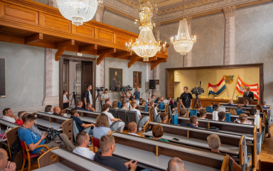 Ministar Šušnjar učenicima uručio stipendije za deficitarna zanimanja