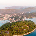OTVARA SE PROSTOR ZA VELIKI TURISTIČKI PROJEKT Župa Obraćenja sv. Pavla u Kukljici nudi više od 42 tisuće kvadrata na Zelenoj Punti