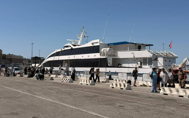 Prva sezona brzobrodske linije Zadar – Ancona produžena do 6. rujna