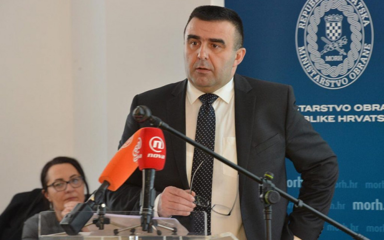 Iza uhićenog brigadira Ivice Devčića niz je skandala, a sada su ga vojne čizme 