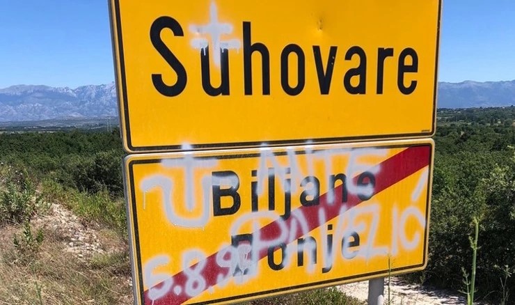 Osvanuli grafiti mržnje na prometnim znakovima za Suhovare i Biljane Donje, SNV upozorava na prijetnju srpskom stanovništvu