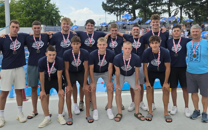 BRONCA OKO VRATA Juniori Zadra 1952 osvojili prvu juniorsku medalju u povijesti kluba!