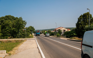Sudar u Sukošanu, 46-godišnji motociklist završio u bolnici