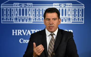 Grmoja prozvao vlast zbog zagađenja u Lici