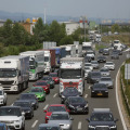 Gužve prema moru: Kolone pred naplatama, tunelima i granicama, vozačima se savjetuje oprez
