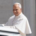 Papa Lav XIV. pozvao na hrabru borbu protiv siromaštva i nejednakosti