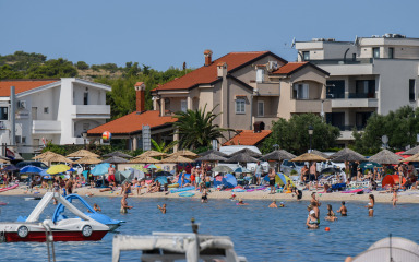 Crveni alarm za pola Hrvatske: Temperature opasno rastu, stižu dani velikih vrućina