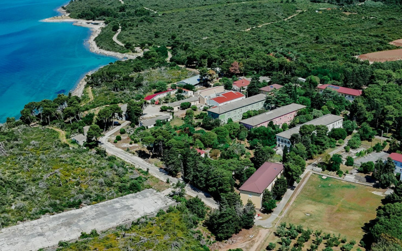 Velika promjena na Ugljanu: Tri bolničke zgrade idu u obnovu, evo što će se sve raditi