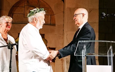 VELIKO PRIZNANJE ZA ZADARSKOG PJESNIKA Tomislav Marijan Bilosnić novi je laureat Croatie redivive