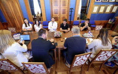 Savjet mladih s Erlićem o potrebama zadarskih mladih i budućim projektima