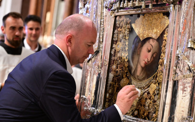 Ministar Šipić u Sinju uz tisuće vjernika na blagdan Čudotvorne Gospe Sinjske