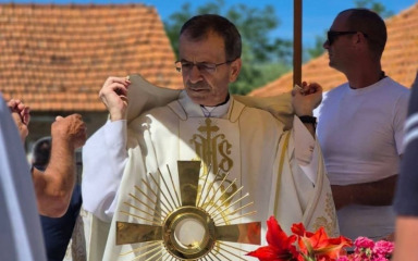 Tko je don Josip Radić, svećenik kojem je zabranjeno javno sudjelovanje u bogoslužju?