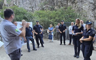 Zajedno za sigurniji odmor: Preventivne aktivnosti u Paklenici i Zračnoj luci Zadar