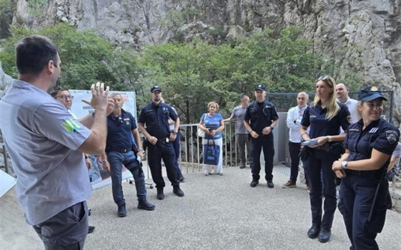 Zajedno za sigurniji odmor: Preventivne aktivnosti u Paklenici i Zračnoj luci Zadar