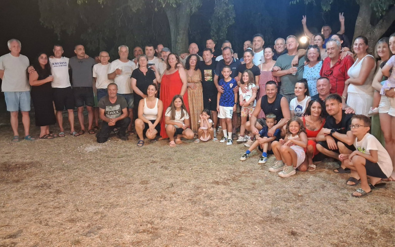 TRADICIJA KOJA NE IZUMIRE: Na Jurjevića guvnu okupili se brojni Kruševljani, stigli iz svih krajeva
