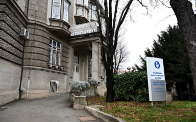 Dijete iz požara ima opekline na 54 posto tijela. Na respiratoru je