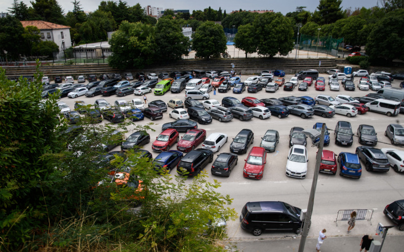 Obale i lučice protiv pulskog modela parkinga: 'Svaki grad ima svoje specifične potrebe, a za nas to nije dobro rješenje'