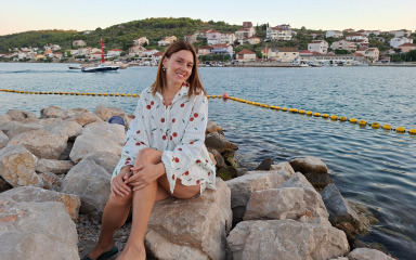 Andrea Trešin motive i identitet rodnih Kali utkala u limitiranu modnu kolekciju: ‘Nismo željeli da turisti sa sobom nose samo magnet’