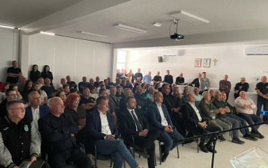 U Starigradu svečano obilježena 35. obljetnica obrane podvelebitskog kraja