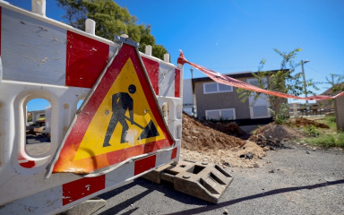 VOZAČI, OBORUŽAJTE SE STRPLJENJEM Započeli radovi na izgradnji kružnog toka na Plovaniji, evo kad bi trebali biti gotovi