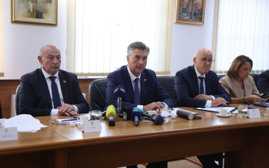 Plenković najavio ubrzanje uklanjanja otpada iz Gospića: “Ne želimo to ostaviti budućim generacijama”