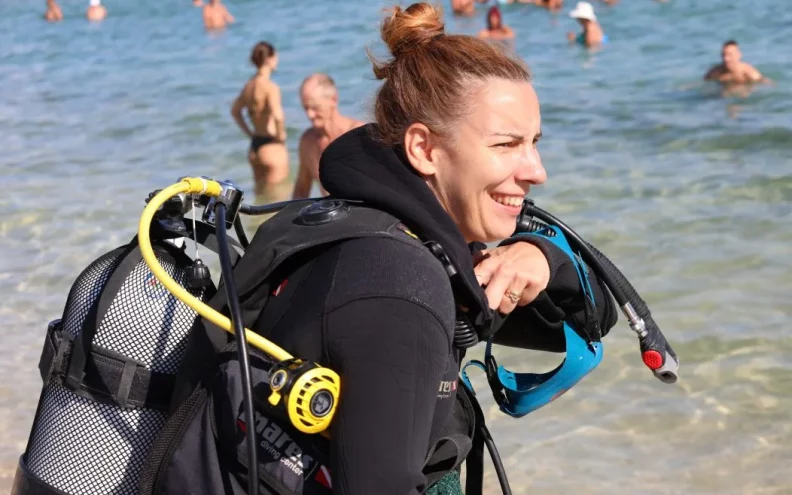 Iris doletjela iz Kopenhagena kako bi ronilačko znanje iskoristila za čišćenje mora na Viru: 'Ponosna sam na nju'