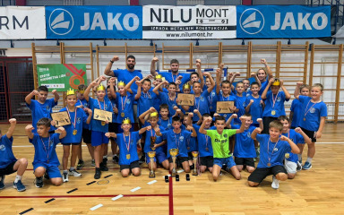 Mlađi uzrasti Zadra 2013 nastupili u Kninu, odnijeli zlato, srebro i broncu