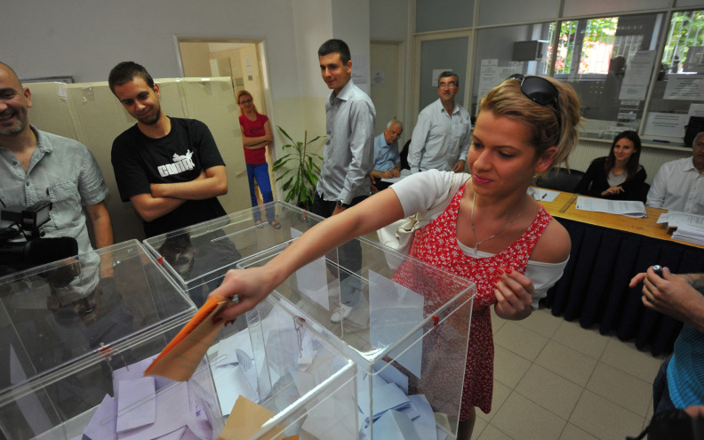 Počeli izbori u Srbiji, Vučić pred najvećim izazovom dosad! Studenti žele preuzeti vlast, očekuje se neizvjesna utrka