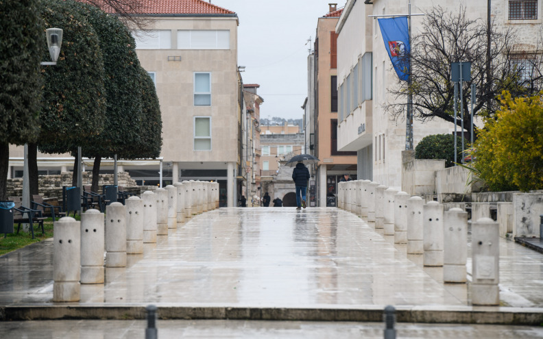 Dalmaciju u subotu čekaju vjetar, kiša i grmljavina: Evo što prognozira DHMZ