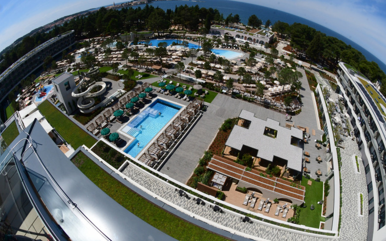 Kemijska reakcija u porečkom hotelu, liječničku pomoć zatražila 21 osoba
