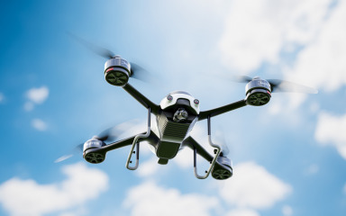 Dronom otkrili vozače koji blicaju zbog policije, kažnjeno ih 47: Može li se to dogoditi i u Hrvatskoj?