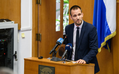 Erlić o varaždinskom otpadu na Diklu: ‘Na toj temi se “jaše” cijelo vrijeme, a ne može se potvrditi da su bale došle na odlagalište’