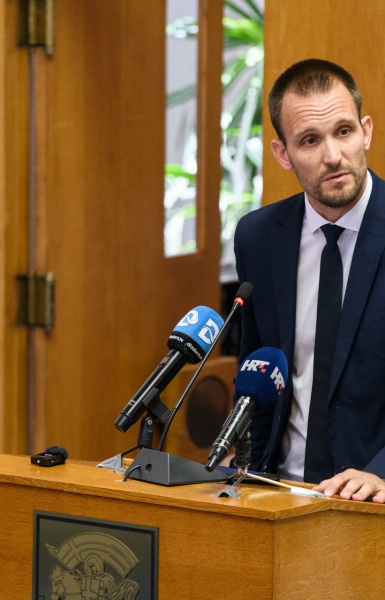 Erlić o varaždinskom otpadu na Diklu: ‘Na toj temi se “jaše” cijelo vrijeme, a ne može se potvrditi da su bale došle na odlagalište’