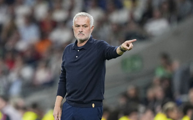 Večeras je na rasporedu klasik na Etihadu i Mourinhov povratak na Olimpico