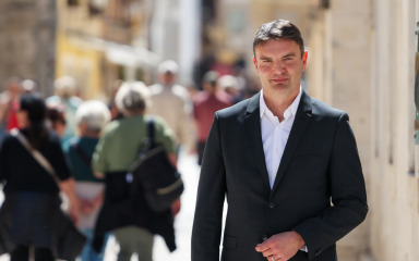 Turisti i dalje hrle u Zadarsku županiju, oglasio se Čvrljak: ‘Turizmom se mora aktivno…’