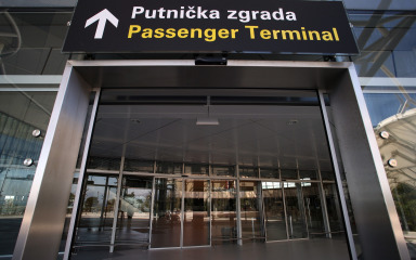 Drama u splitskoj zračnoj luci! Boeing s 165 putnika prisilno sletio zbog tehničkih problema