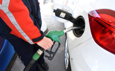 Od idućeg utorka nove cijene goriva, dizel bi trebao pojeftiniti