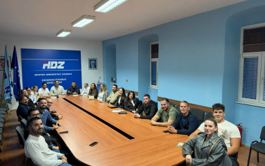 Mladi bježe od politike? Ne i od HDZ-a, pohvalili se sa 121 novim članom