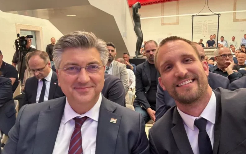 Erlić čestitao Plenkoviću na desetljeću vladavine: 'To znači svaki dan lijegati i buditi se s problemima cijele države'