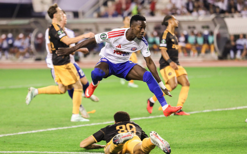 NAKON 16 GODINA ČEKANJA Bamba i Šotiček za velikih 2-1 Hajduka protiv Ajaxa