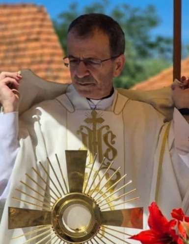 Nastavlja se suđenje galovačkom svećeniku optuženom da je silovanoj djevojci rekao da šuti: ‘Uništila bi Božje djelo’