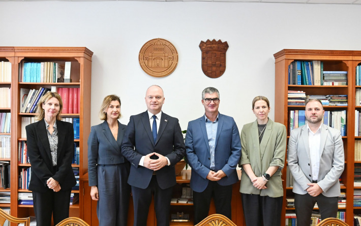Ministar Šipić na Sveučilištu u Zadru o novim demografskim programima